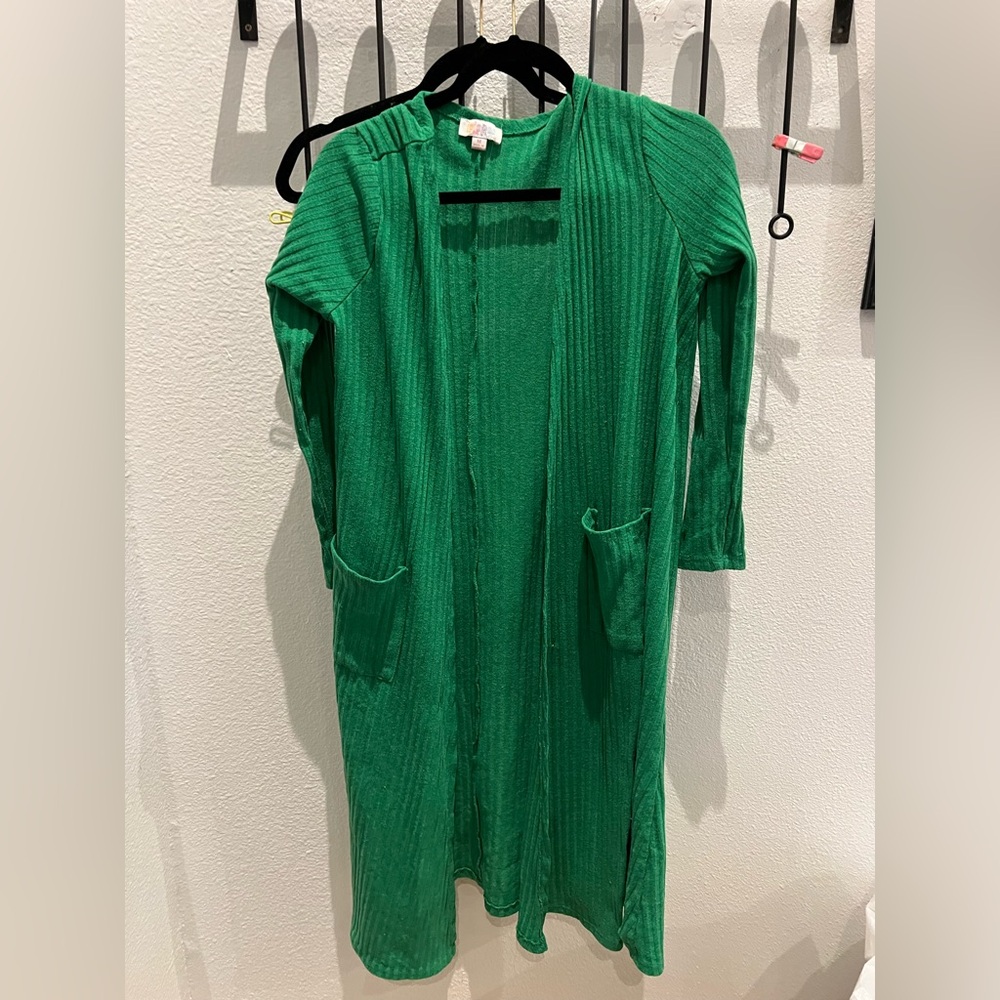 Lula Roe brand long green sweater with pockets